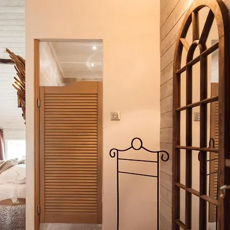 Abri Cosy - Romantique En Camargue 4*