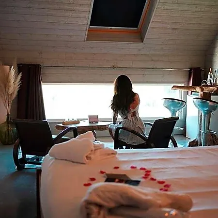 Abri Cosy - Romantique En Camargue Bed & Breakfast Saint-Gilles (Gard)