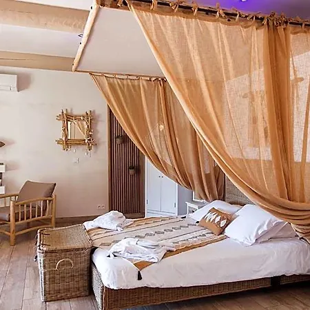 Abri Cosy - Romantique En Camargue 4*